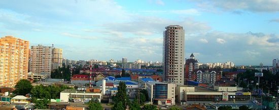 Вид на Краснодар с улицы Тургенева.